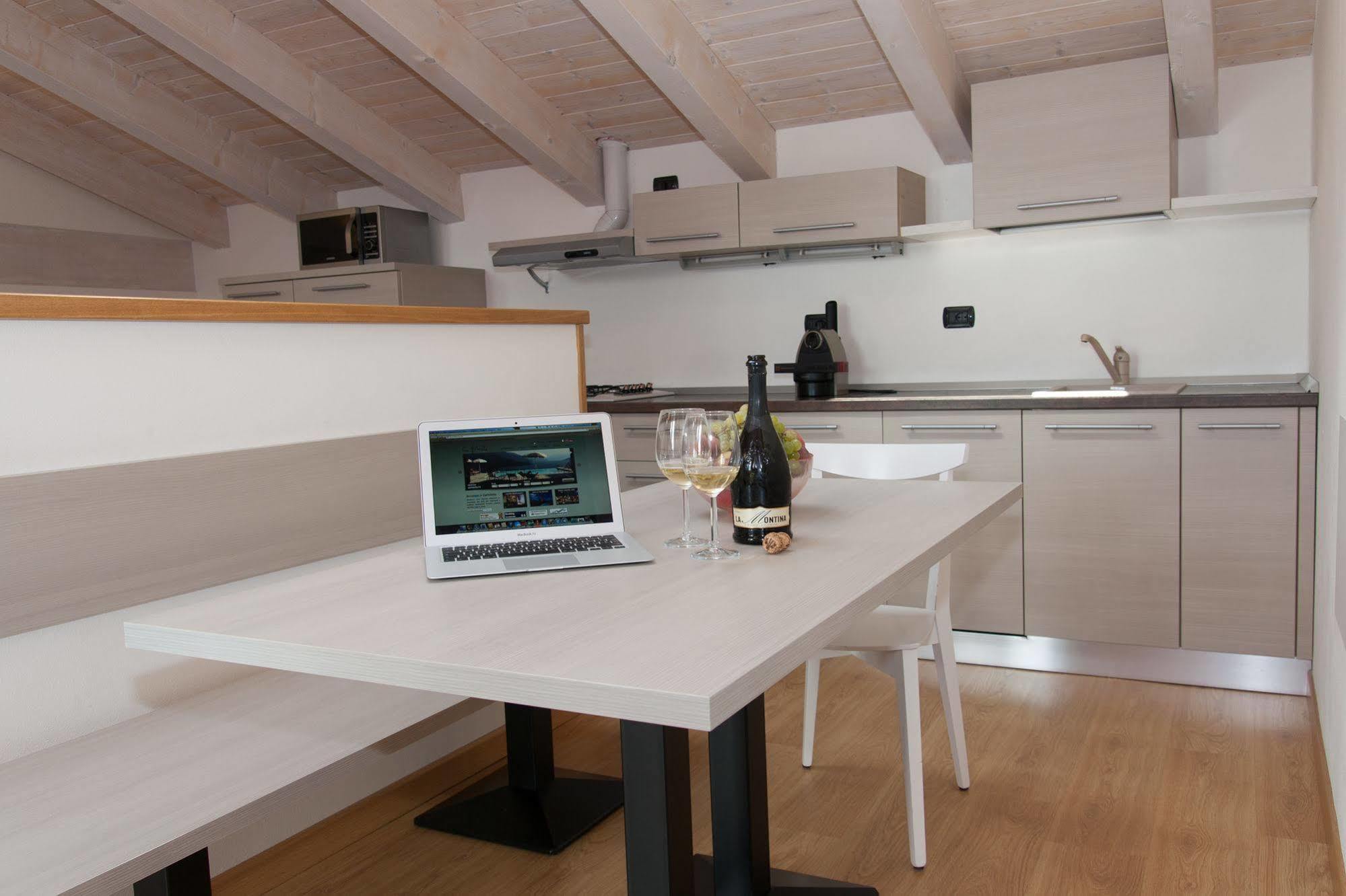 Residence Cafelicita - Promotion - Apartments Lake View - Infinity Pool - Jacuzzi Gravedona Luaran gambar