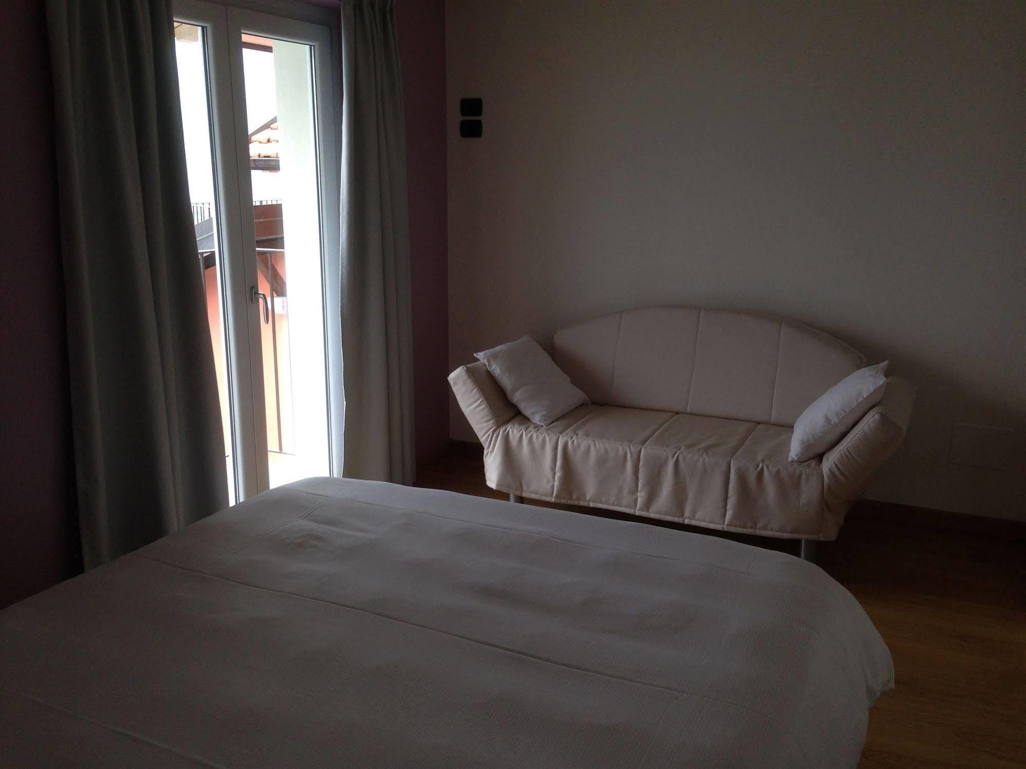Residence Cafelicita - Promotion - Apartments Lake View - Infinity Pool - Jacuzzi Gravedona Luaran gambar